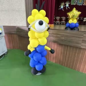 小小兵氣球柱
