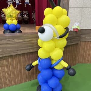 小小兵氣球柱